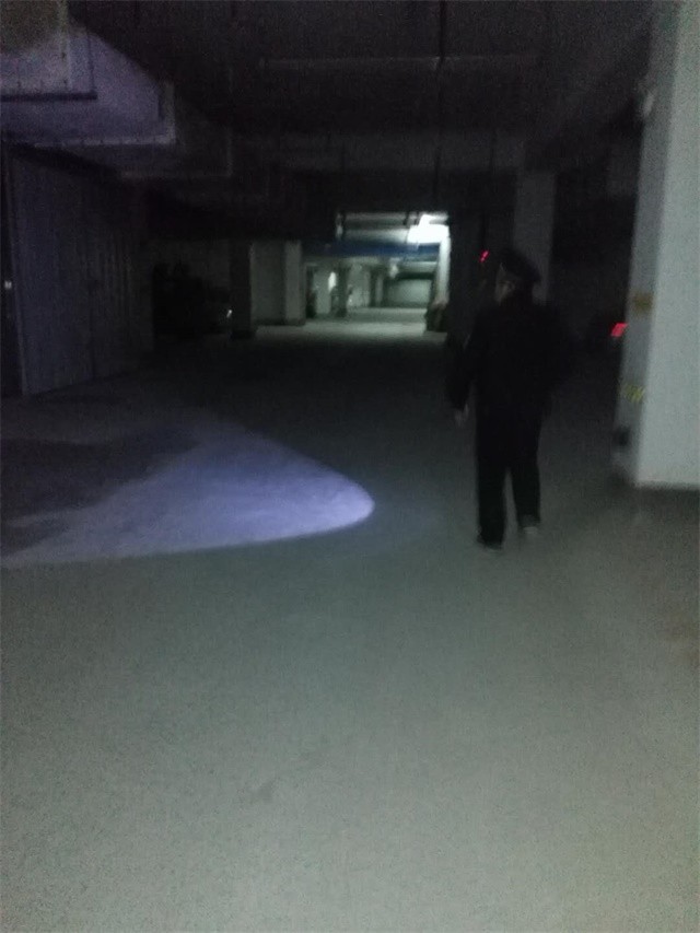 巡查地下室有无堵通道车辆